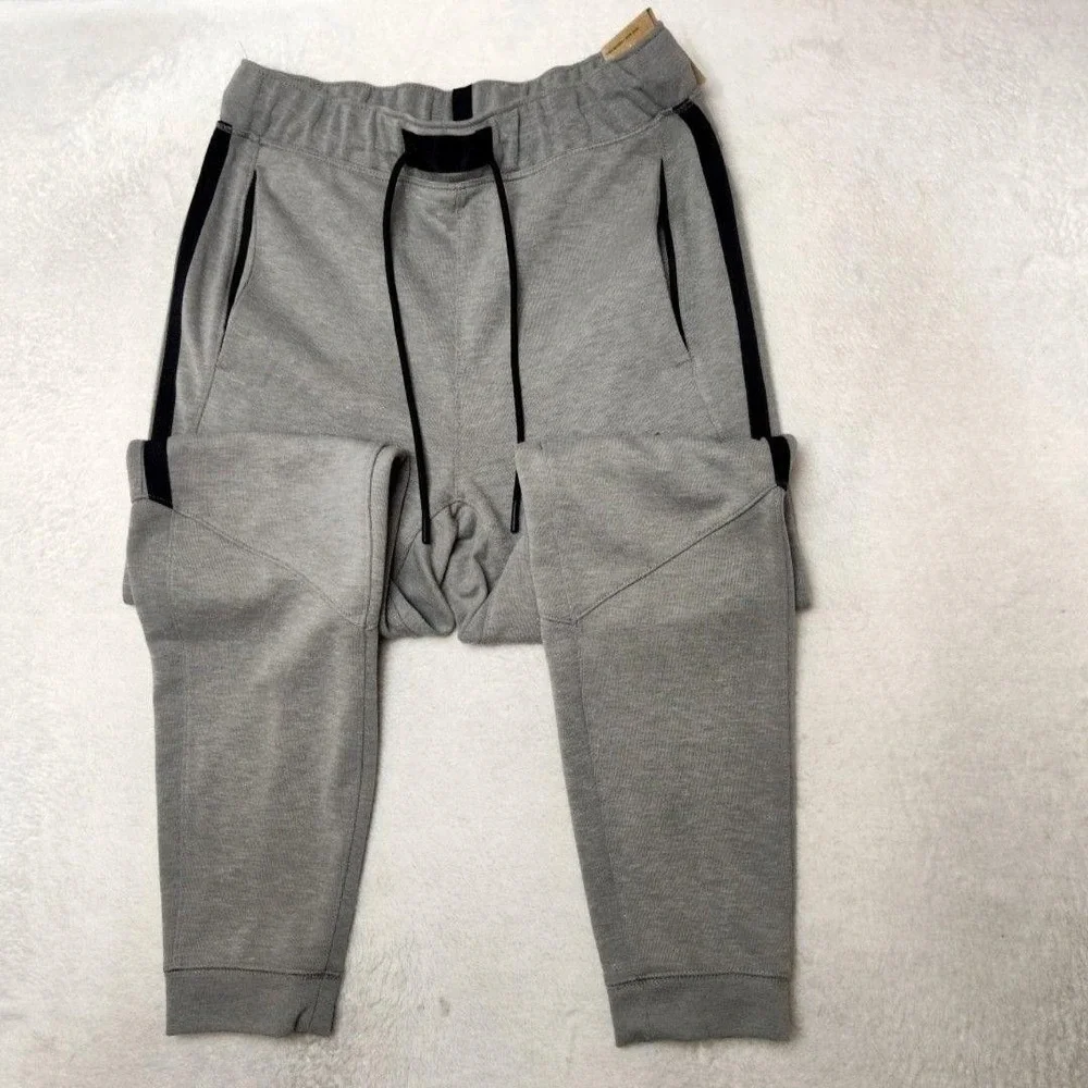 Nike AIr Jordan Jogger Pants Mens Small Gray Slim Workout Gym Zip Pocket DV9785